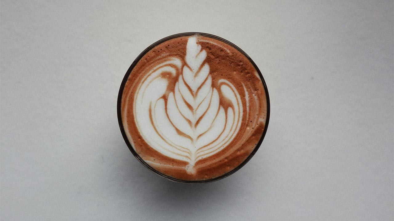 flat white with art