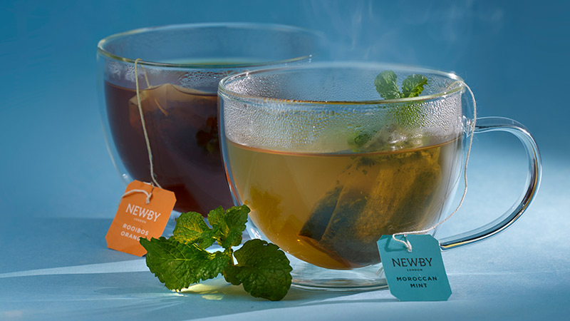 Orange and mint herbal teas