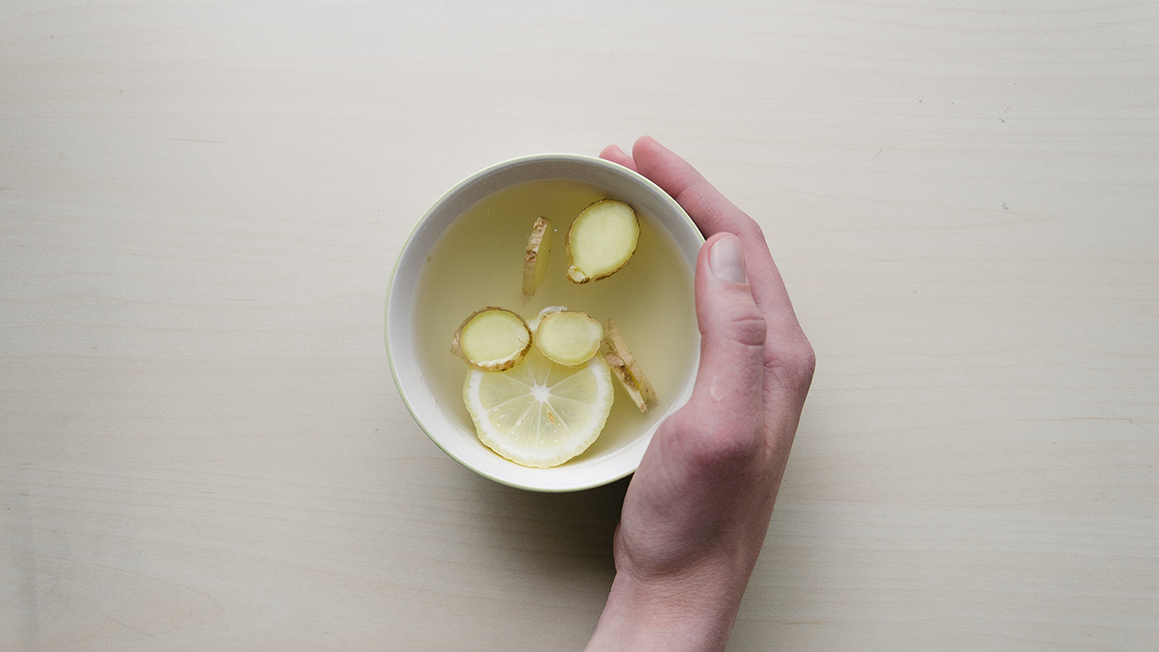 lemon and ginger tea